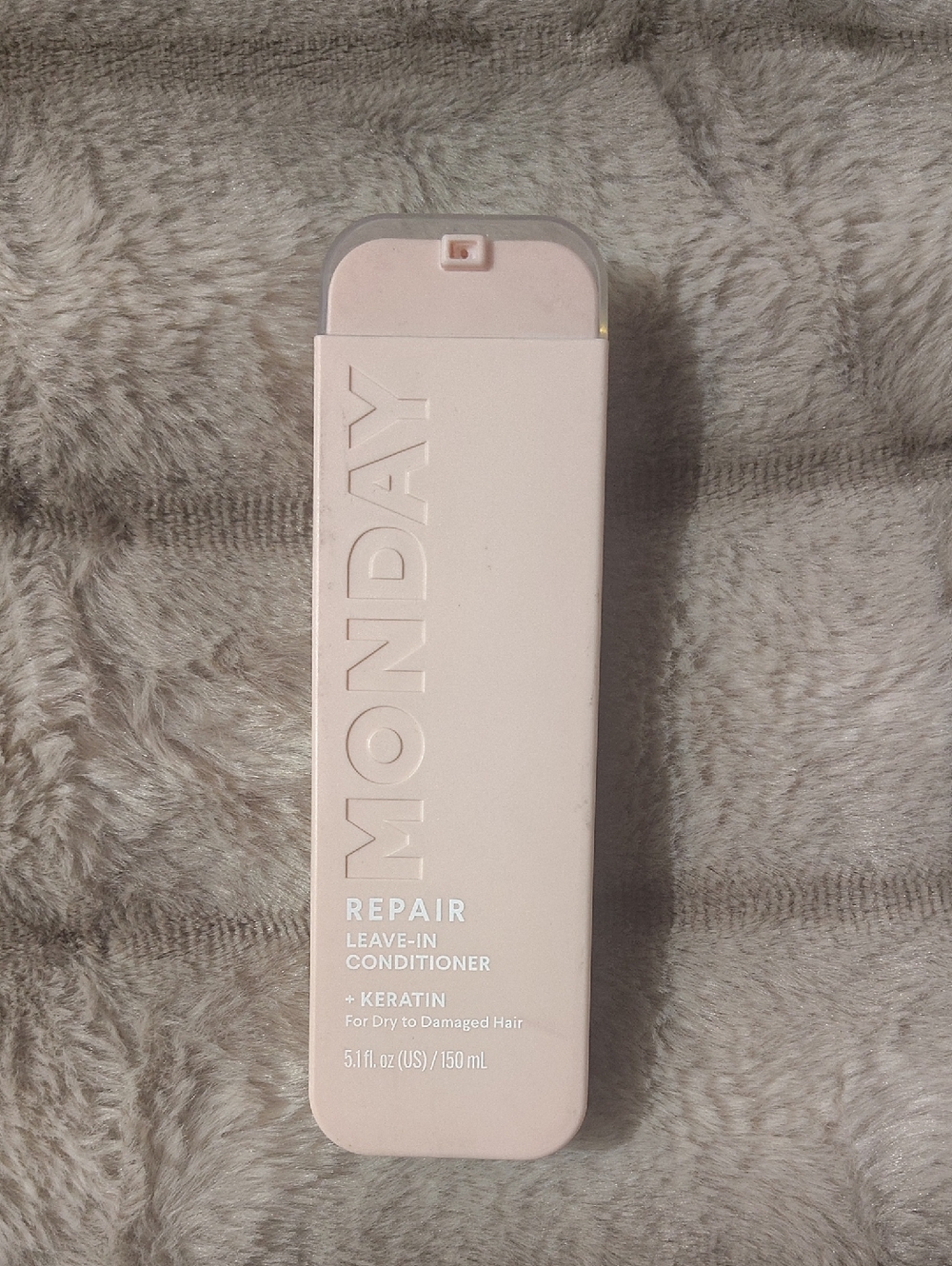 MONDAY Repair Leave-In Conditioner - Pale Pink